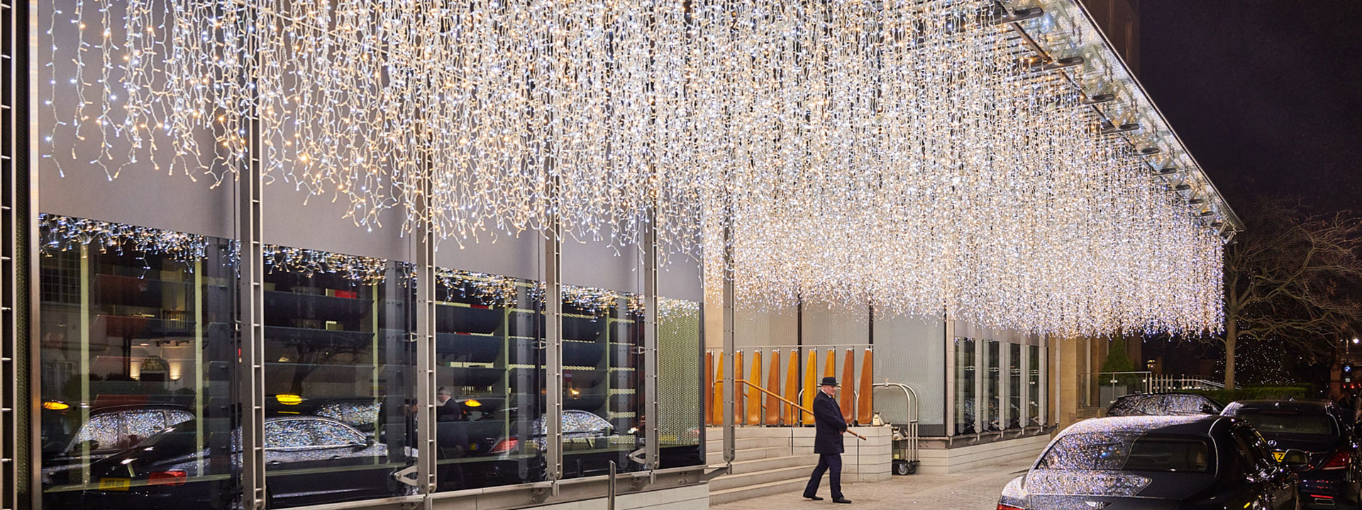 'Snowfall' Christmas Lights in Knightsbridge The Berkeley