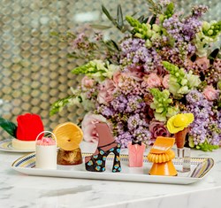 PRÊT-À-PORTEA: THE COUTURE CAKEWALK