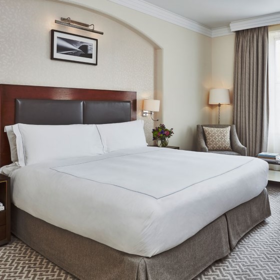 Deluxe King Room