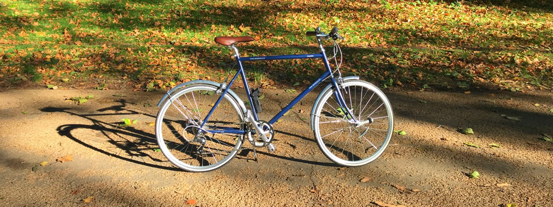 Blue colour, custom-made tokyobike - Berkeley Bike. Ready to ride on countless scenic routes in London's largest royal park.